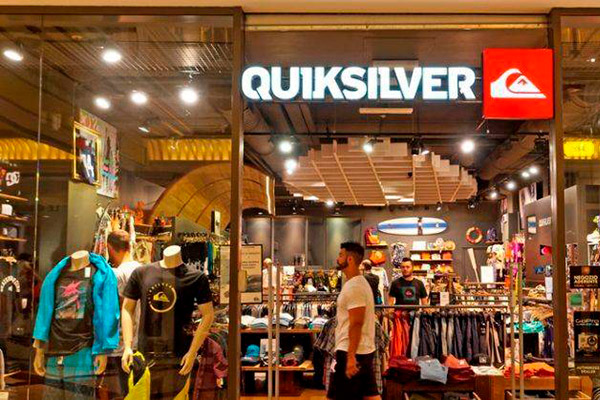 Магазин одежды Quiksilver